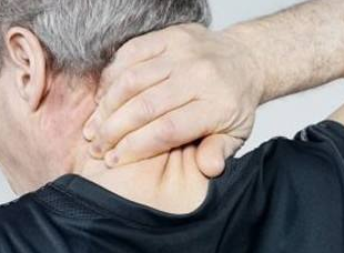 老人颈椎疼痛怎么护理